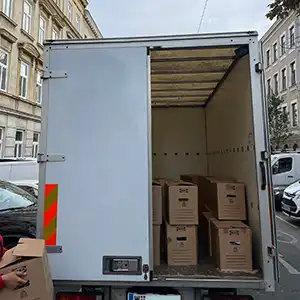 Unser UmzugsBaron Lieferwagen für Umzüge in Wien